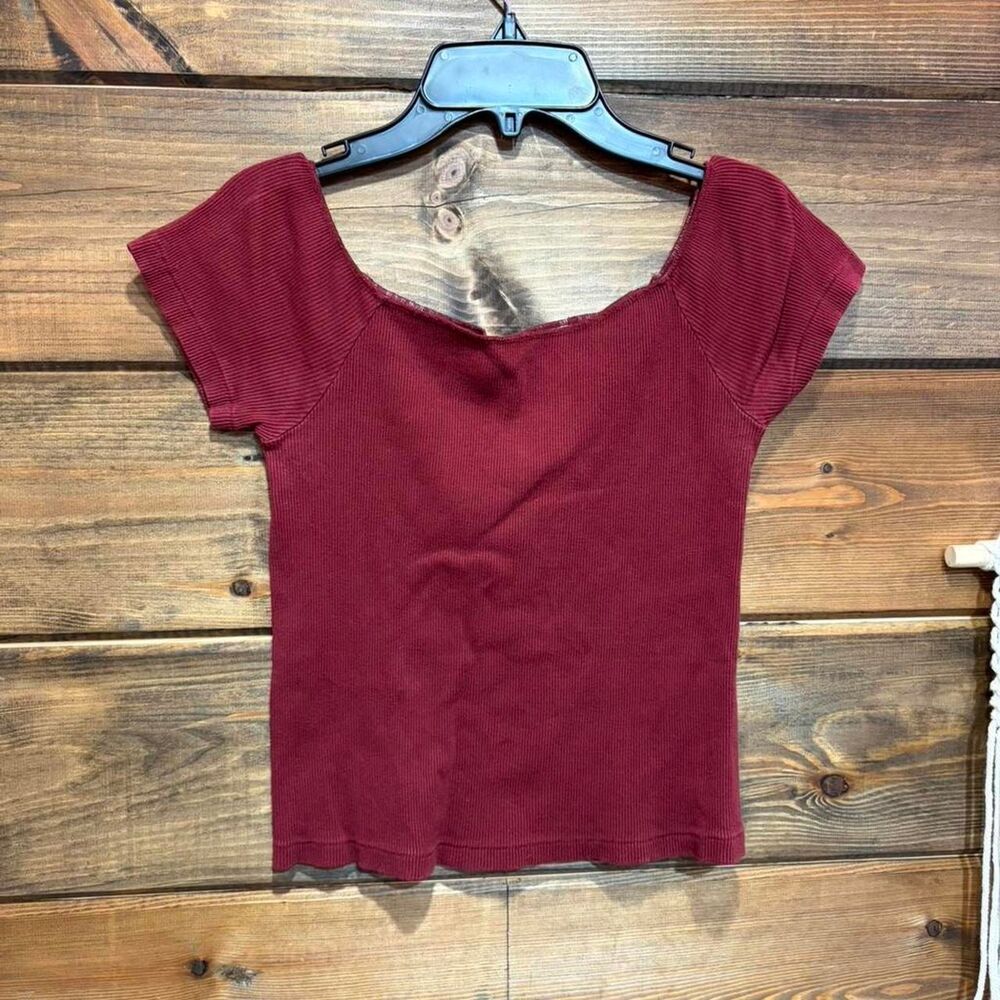 Brandy-melville Women's Burgundy and Red Shirt